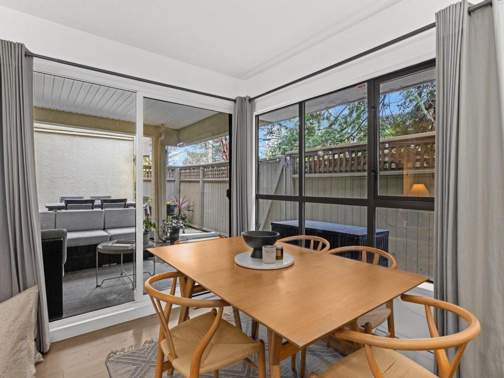 Listing Image for R3100405