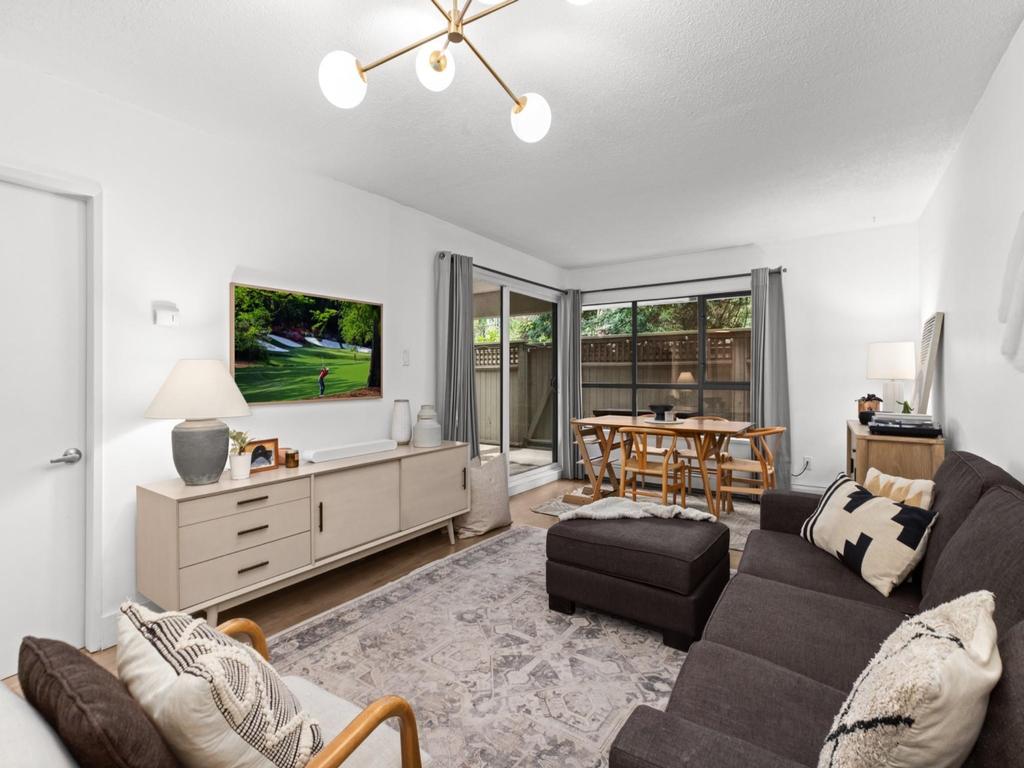 Listing Image for R3100405