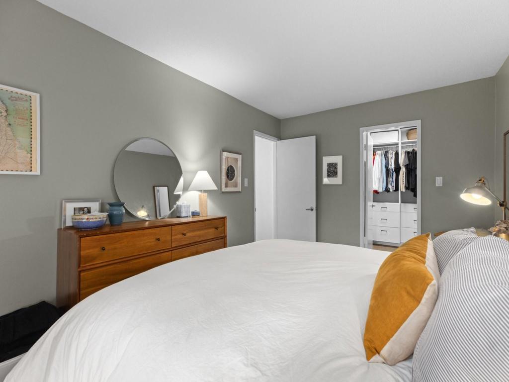 Listing Image for R3100405