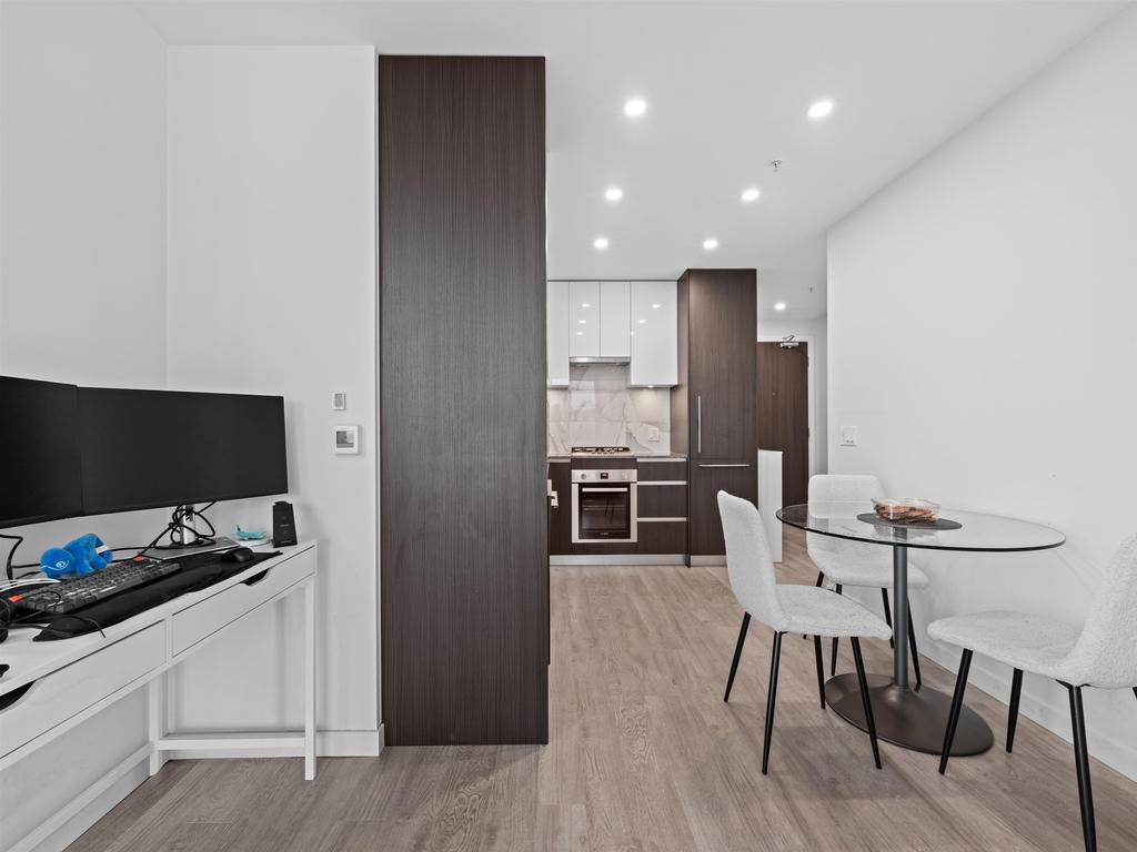 Listing Image for R3100407