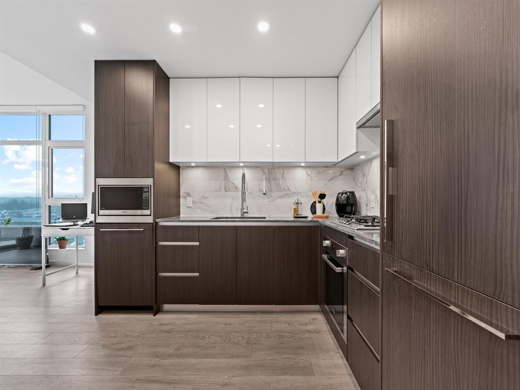 Listing Image for R3100407