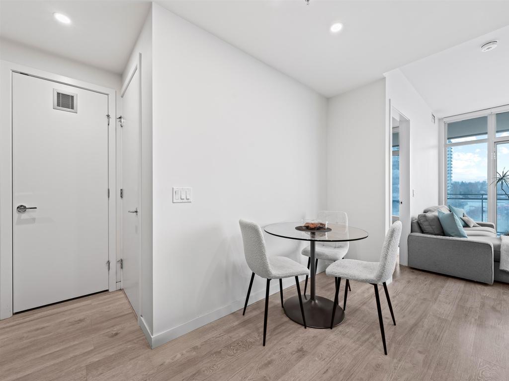 Listing Image for R3100407