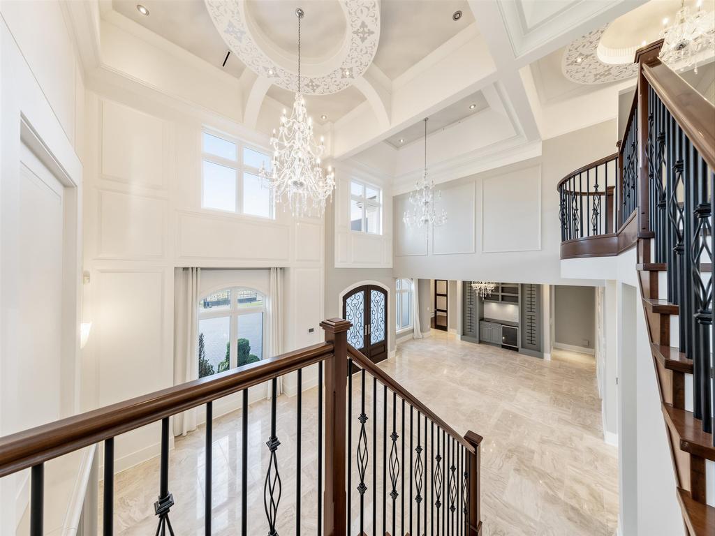 Listing Image for R3100410