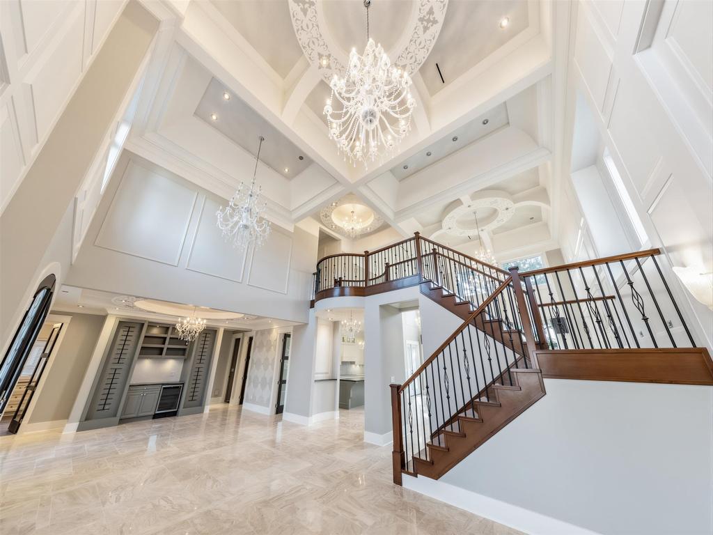 Listing Image for R3100410