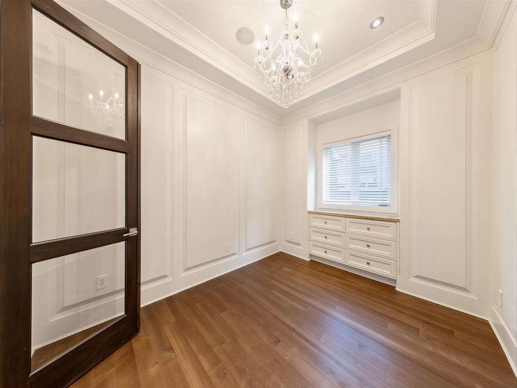 Listing Image for R3100410