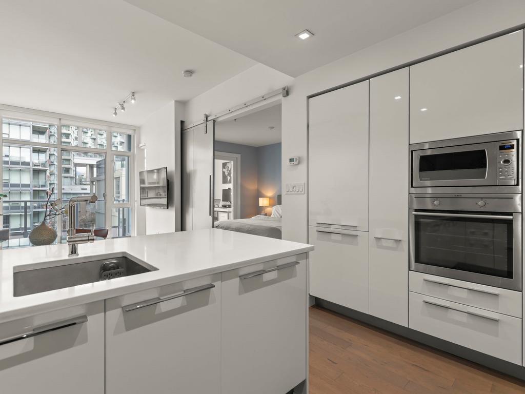 Listing Image for R3100411