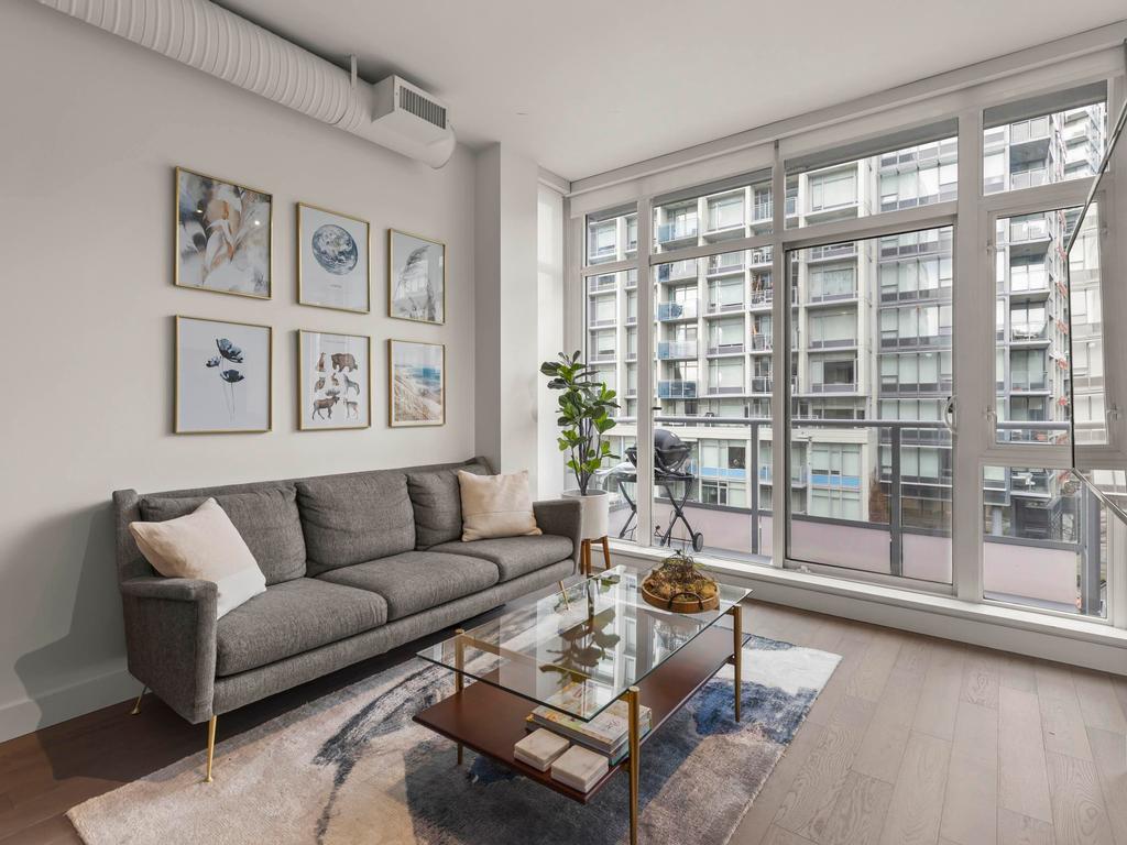 Listing Image for R3100411