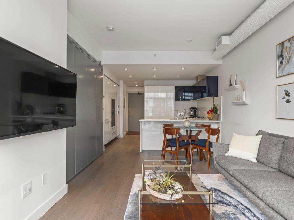 Listing Image for R3100411