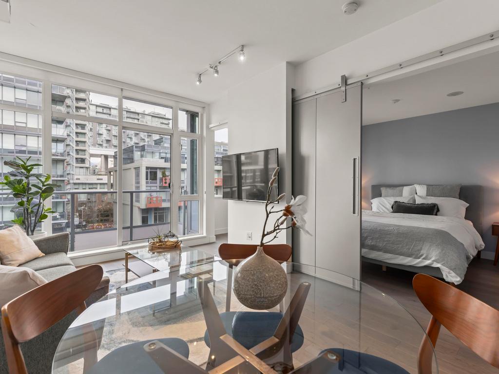 Listing Image for R3100411