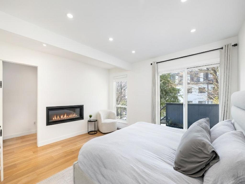 Listing Image for R3100435