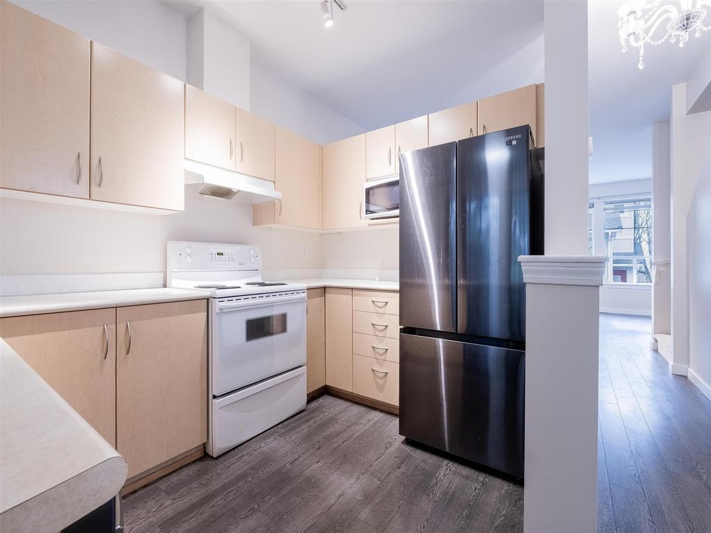 Listing Image for R3100436