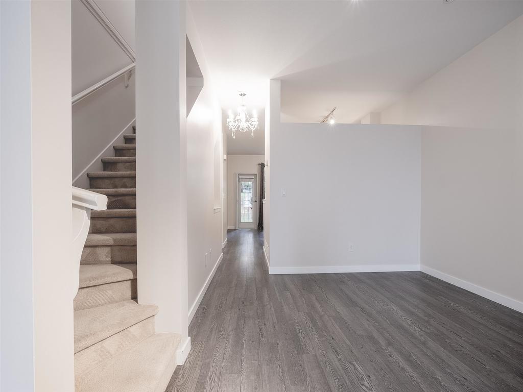 Listing Image for R3100436