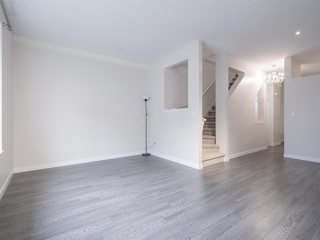 Listing Image for R3100436