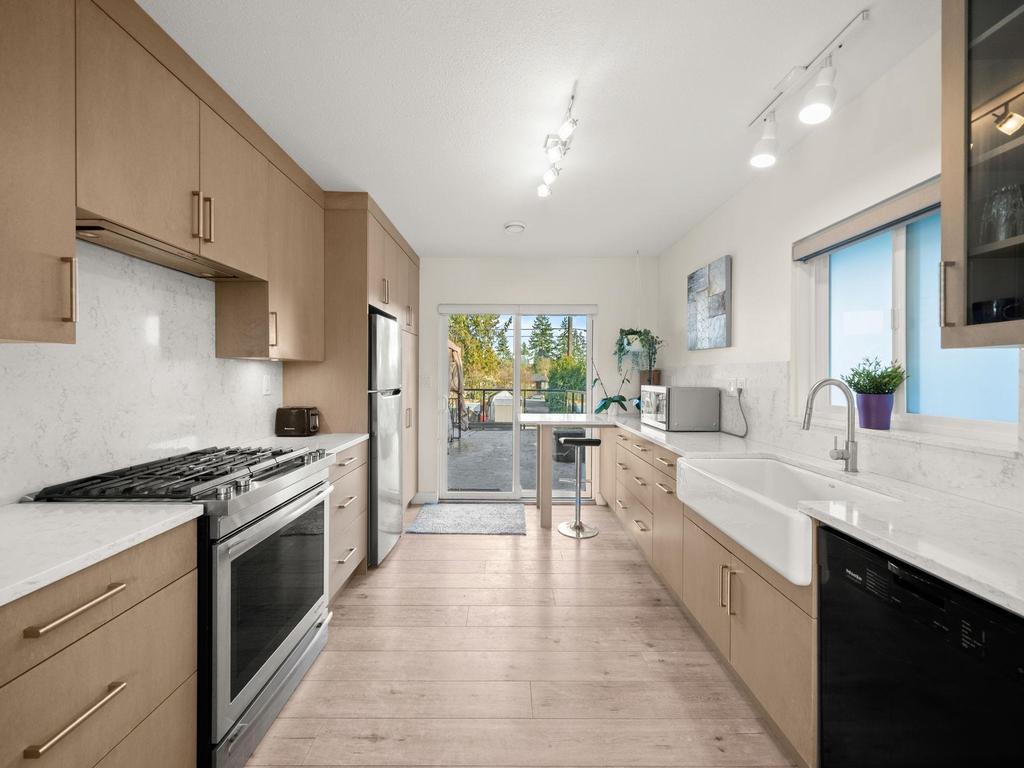 Listing Image for R3100442