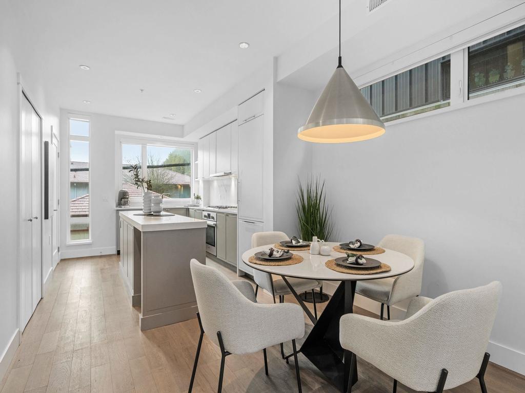 Listing Image for R3100445