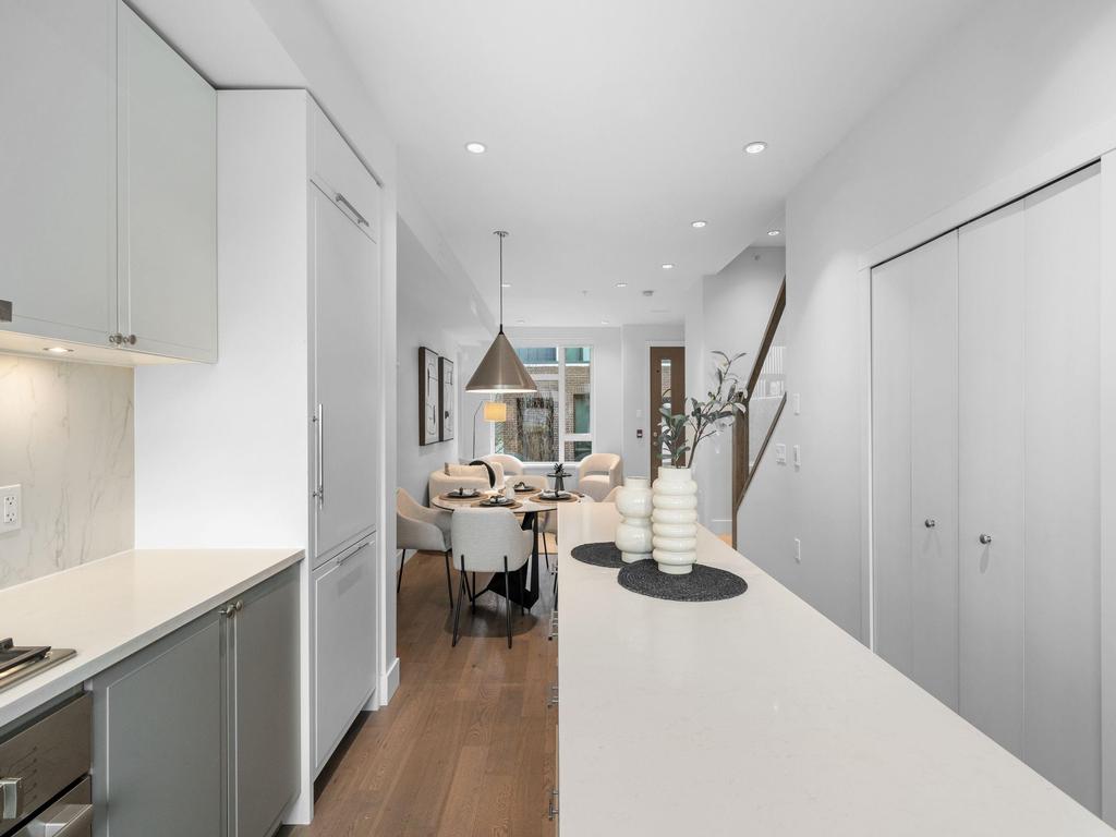 Listing Image for R3100445