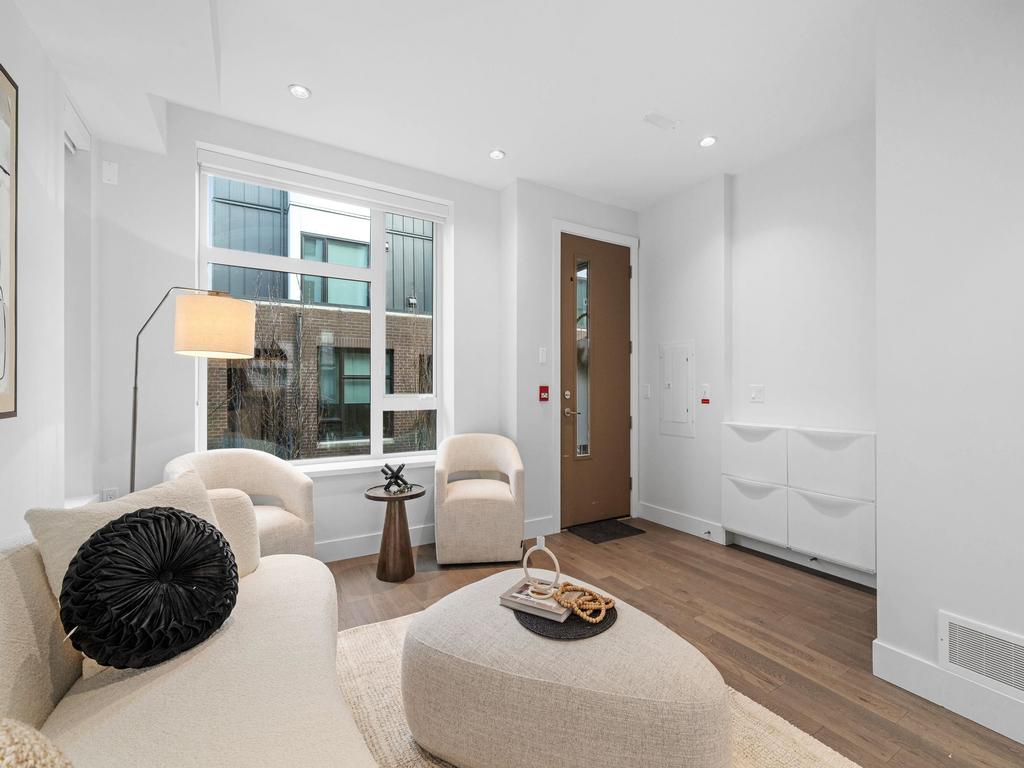 Listing Image for R3100445