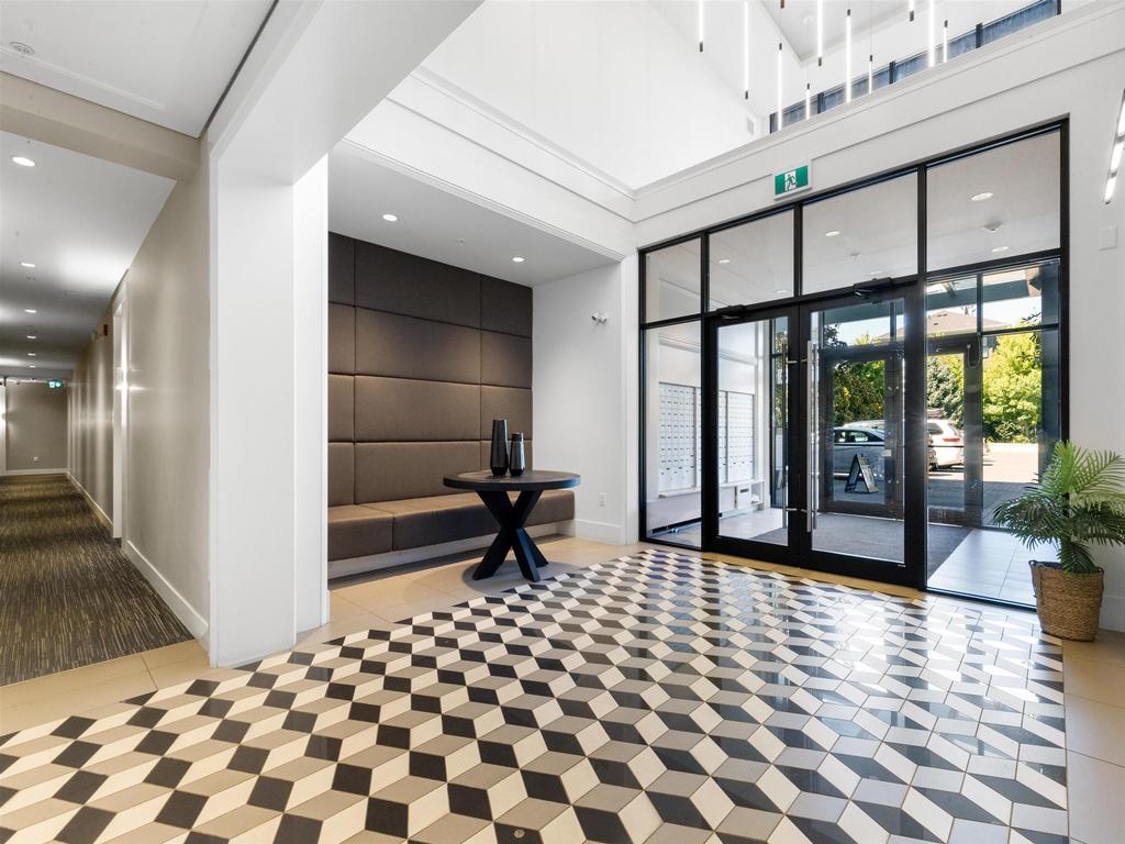 Listing Image for R3100453