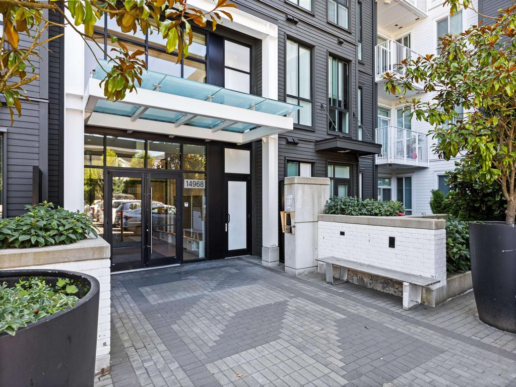 Listing Image for R3100453