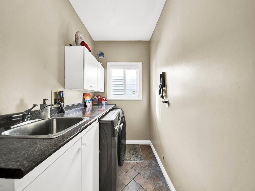 Listing Image for R3100454