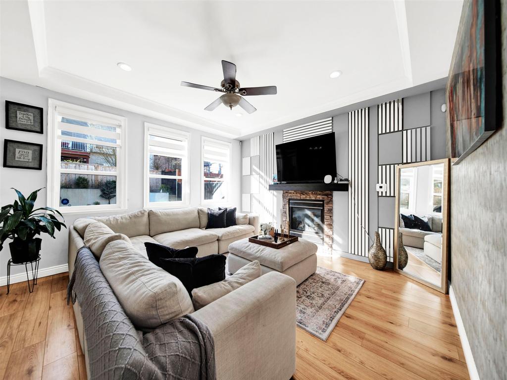 Listing Image for R3100454