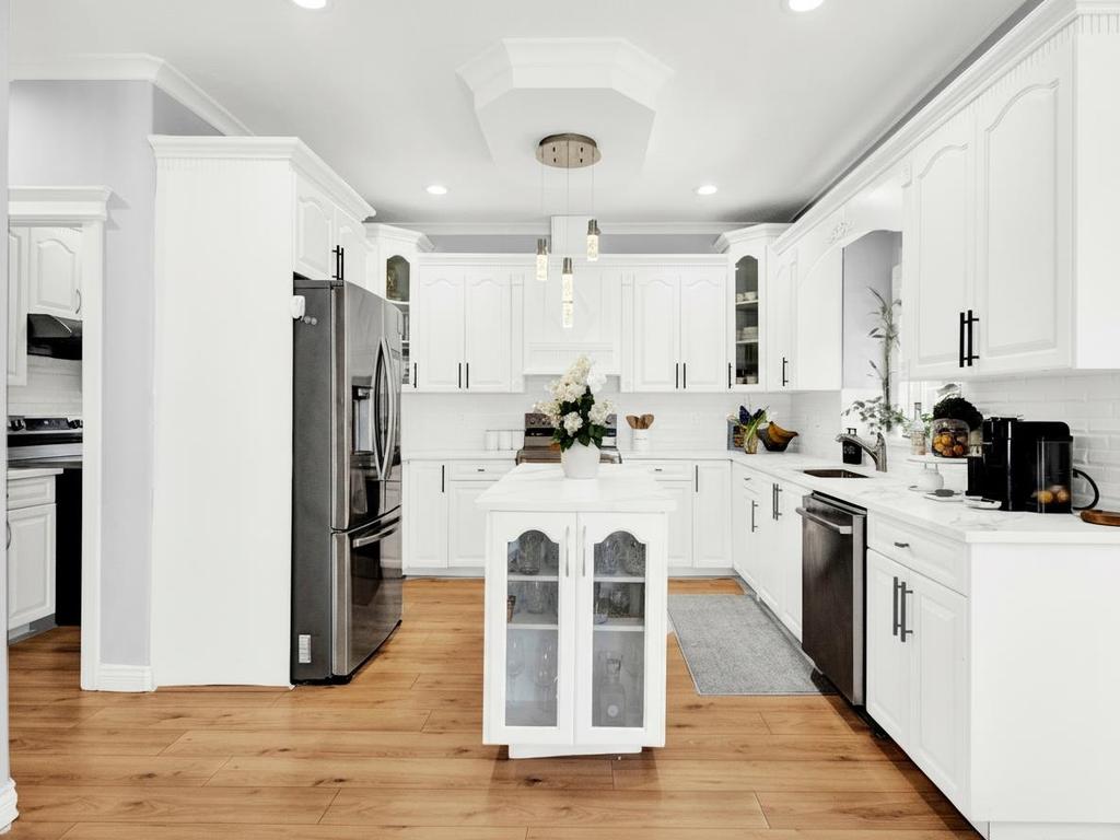 Listing Image for R3100454