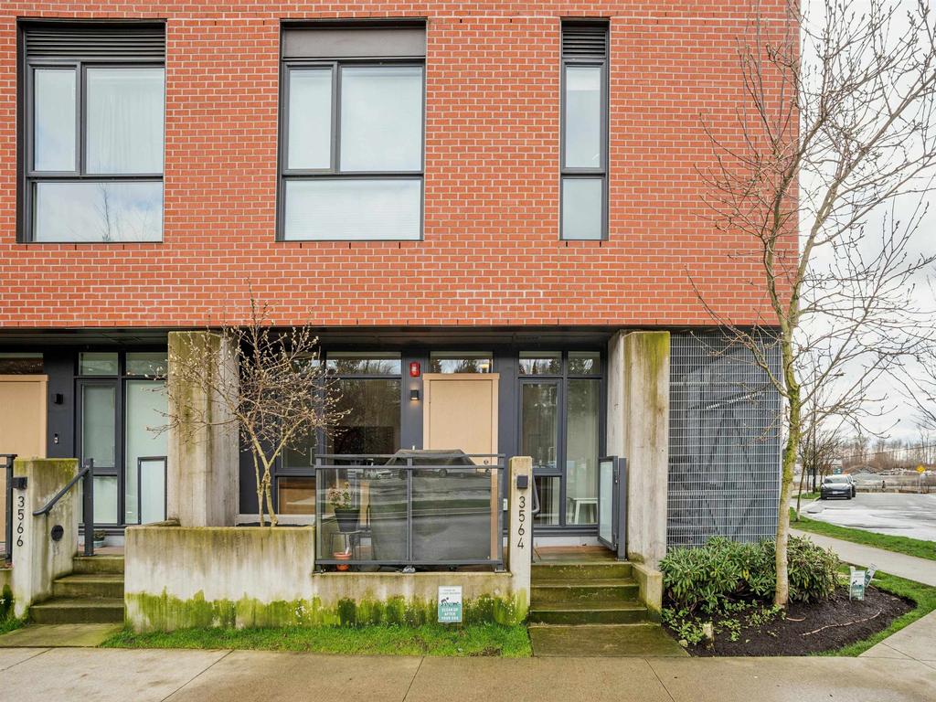 Listing Image for R3100457