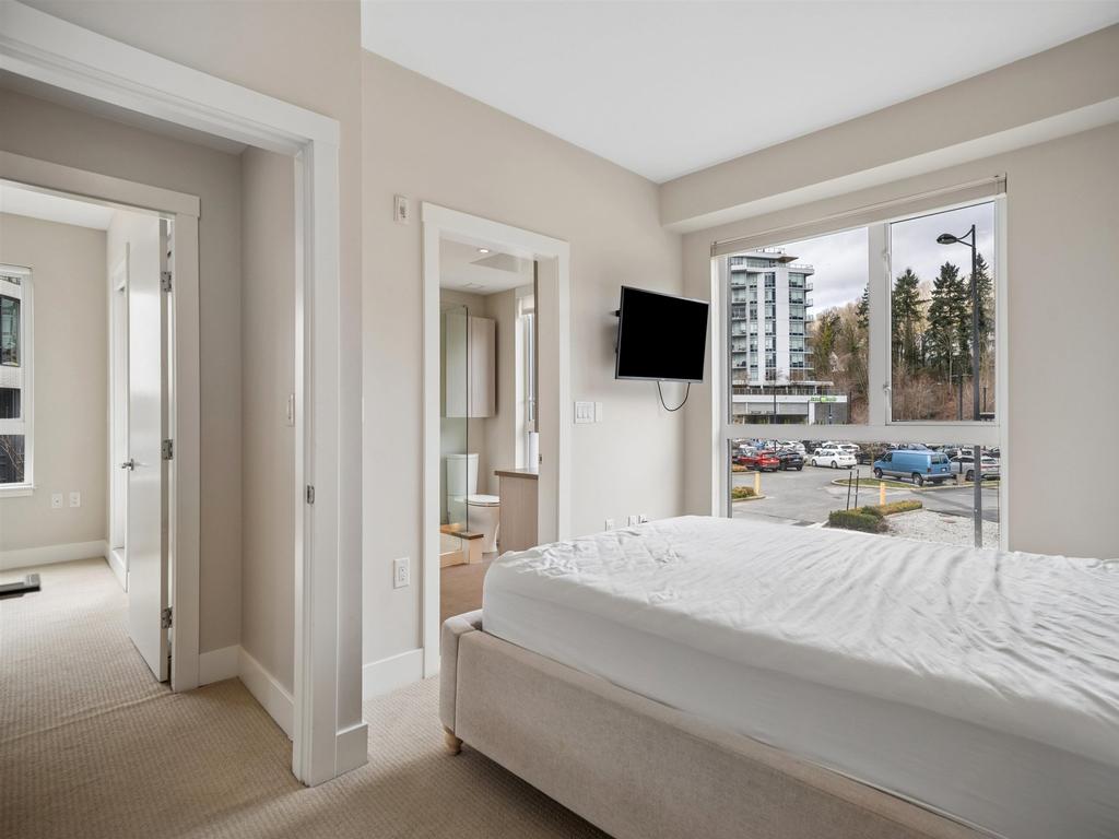 Listing Image for R3100457