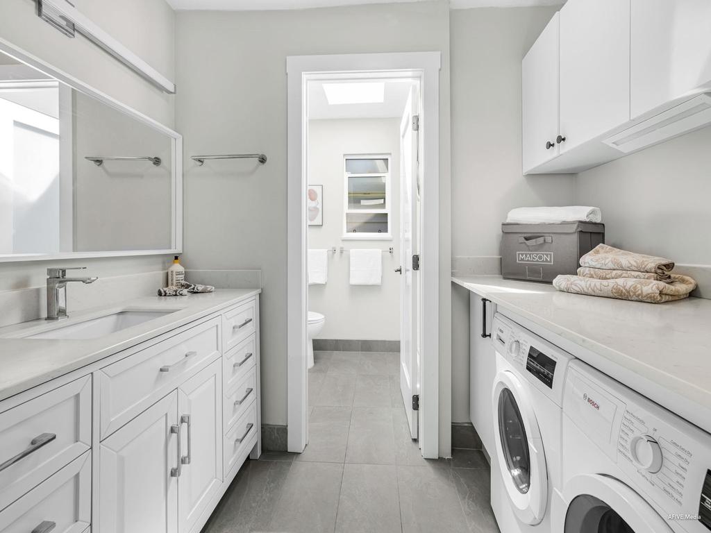 Listing Image for R3100469