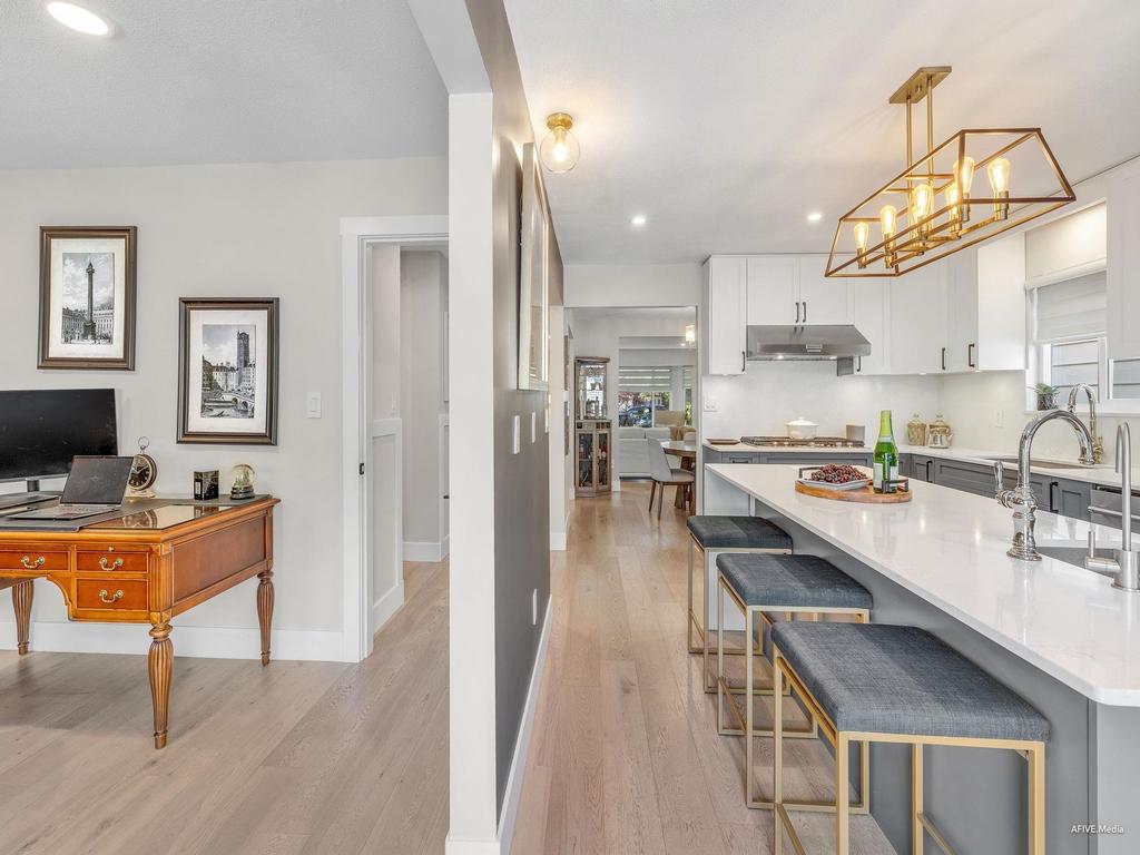 Listing Image for R3100469