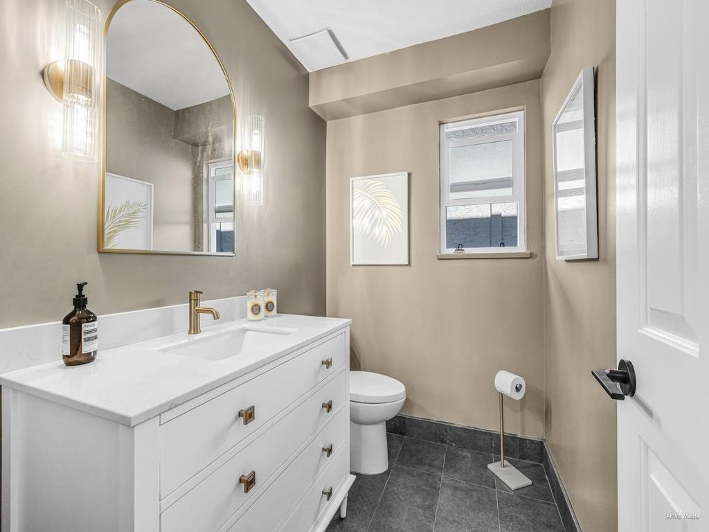 Listing Image for R3100469