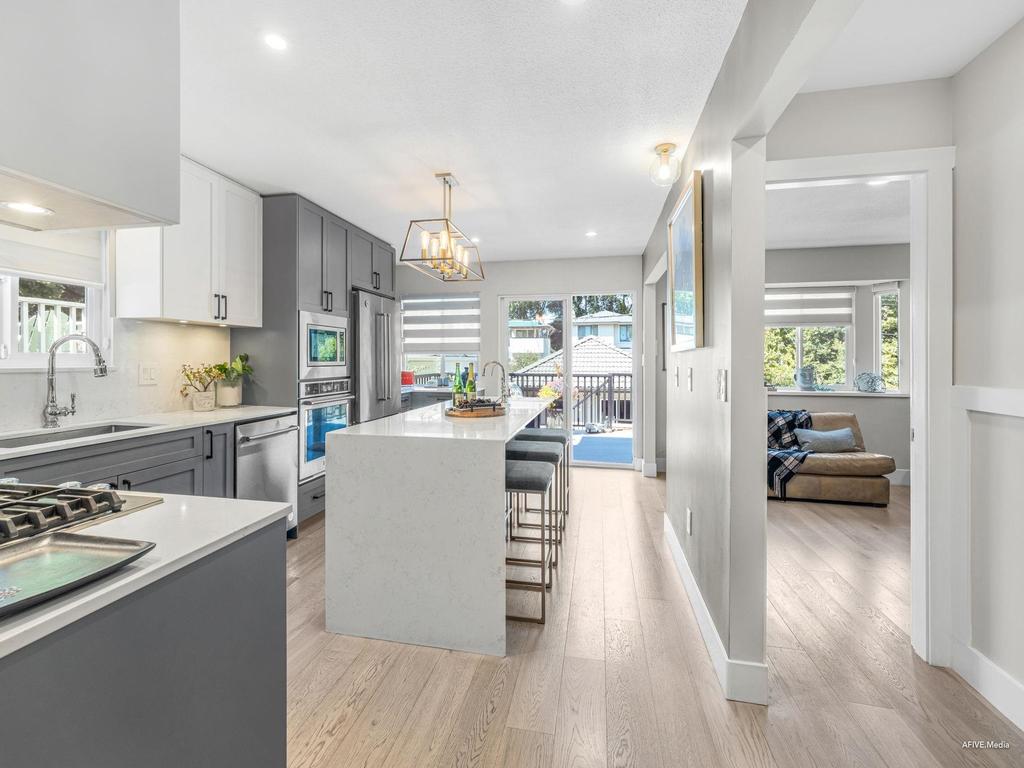 Listing Image for R3100469