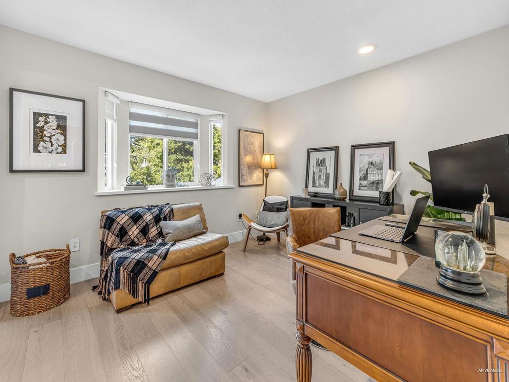 Listing Image for R3100469