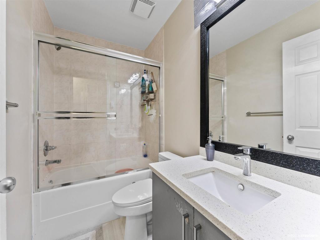 Listing Image for R3100470