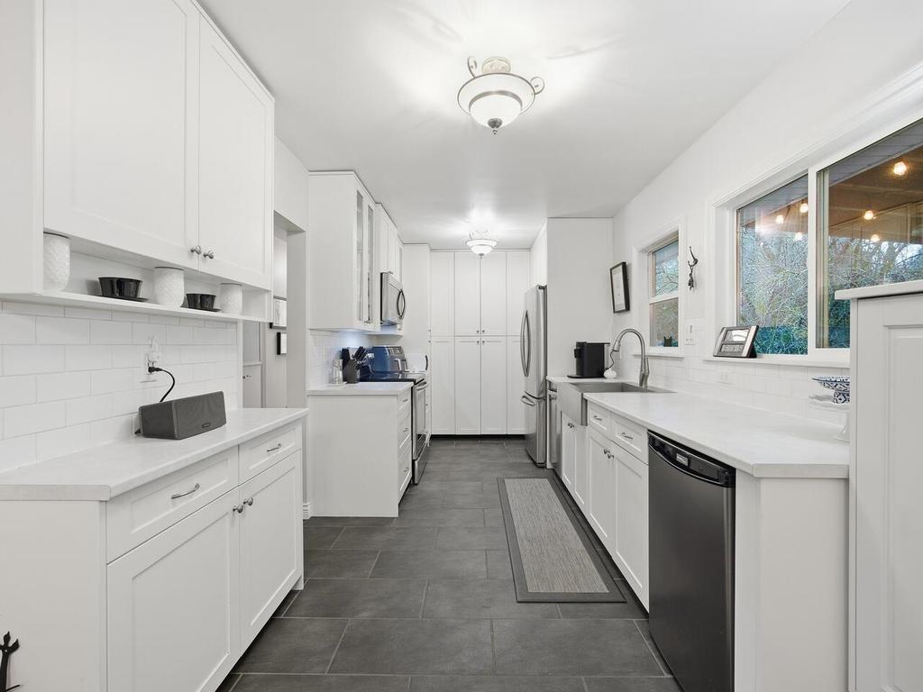 Listing Image for R3100479