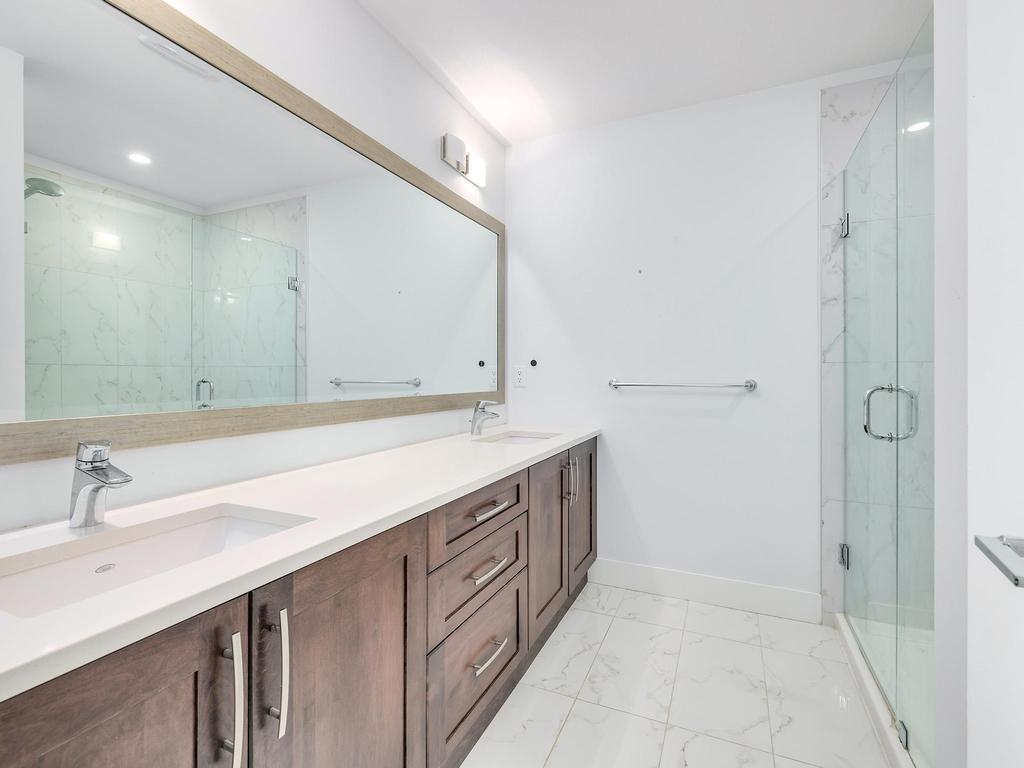 Listing Image for R3100484