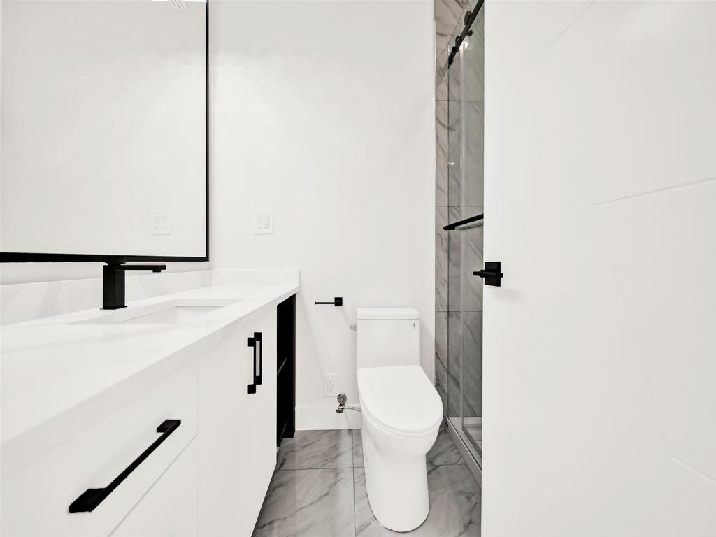 Listing Image for R3100488