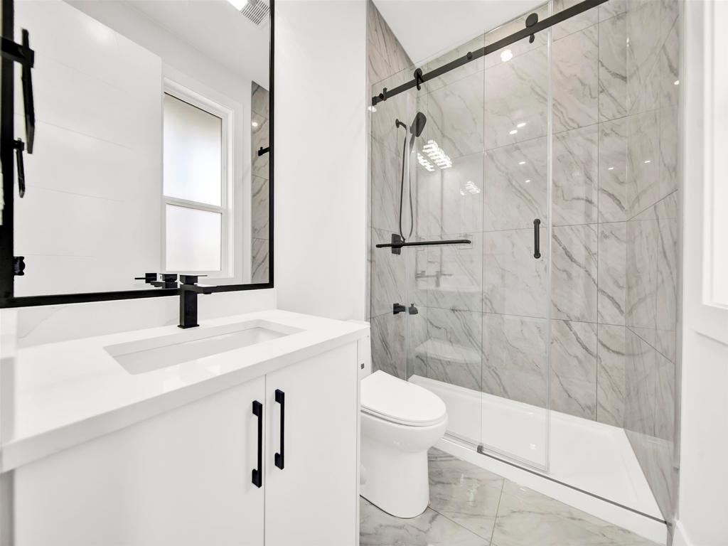 Listing Image for R3100488