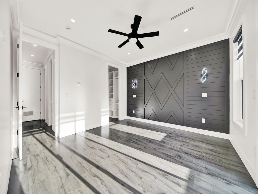 Listing Image for R3100488