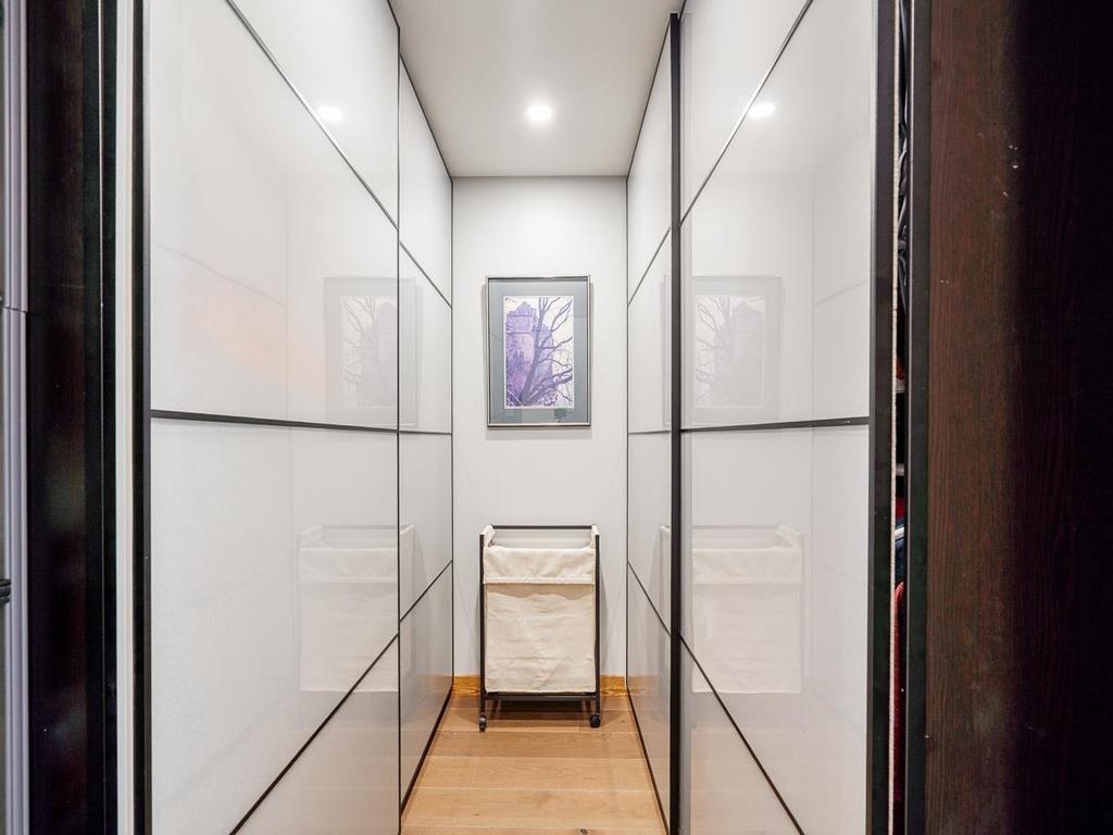 Listing Image for R3100501