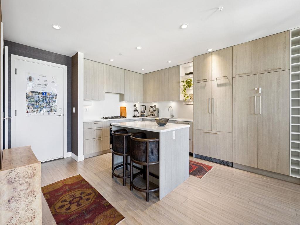 Listing Image for R3100518