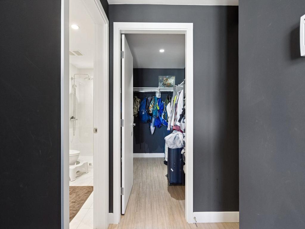 Listing Image for R3100518