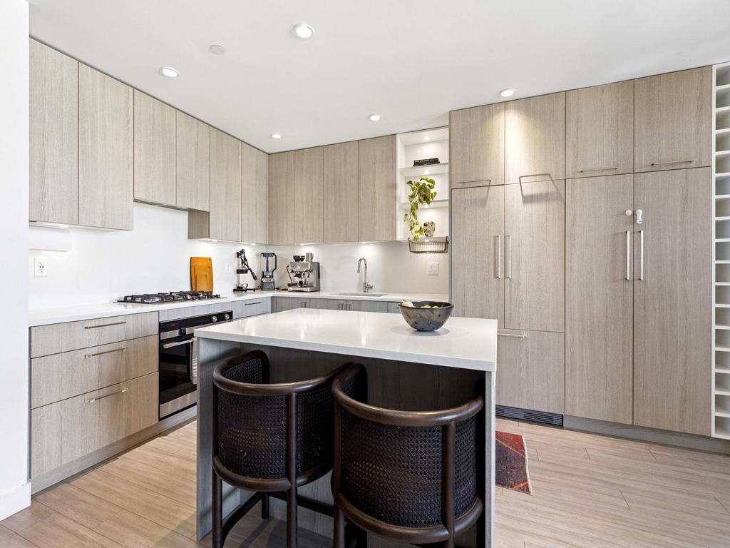 Listing Image for R3100518