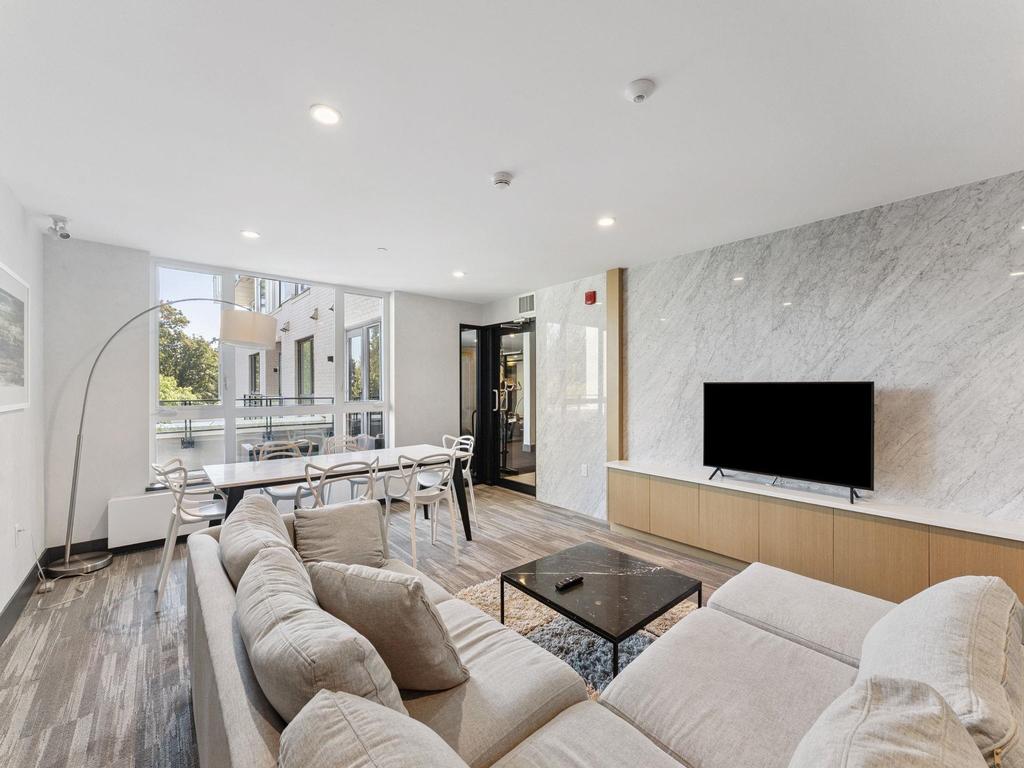 Listing Image for R3100518