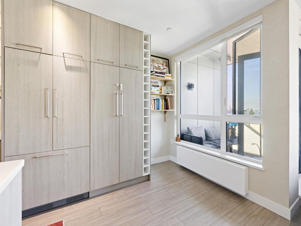 Listing Image for R3100518