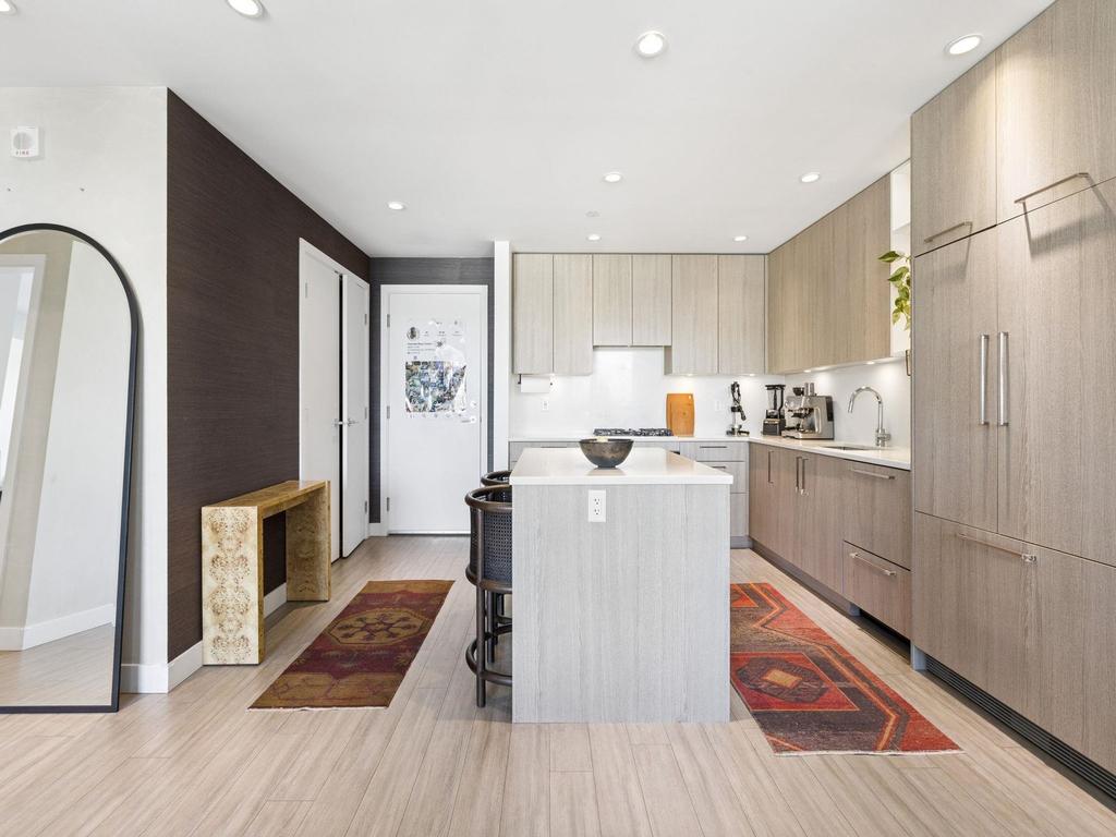 Listing Image for R3100518