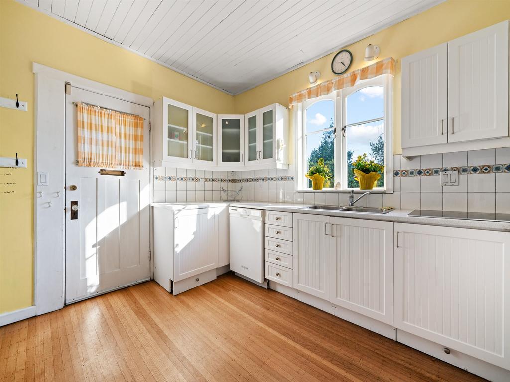 Listing Image for R3100528