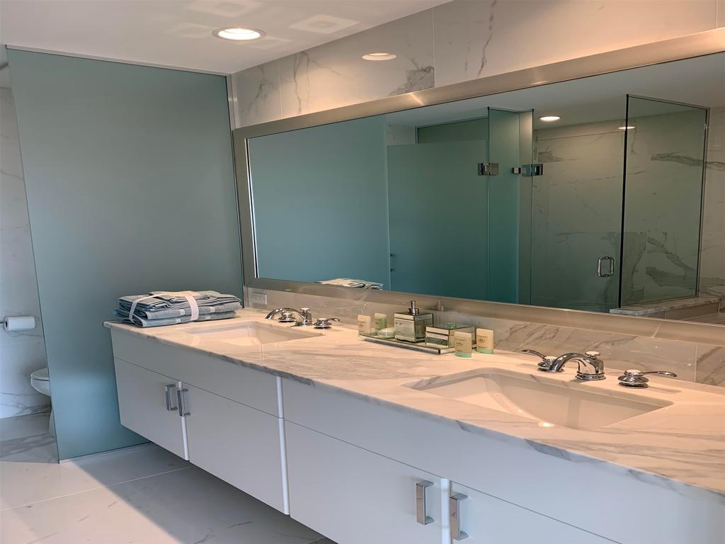 Listing Image for R3100532