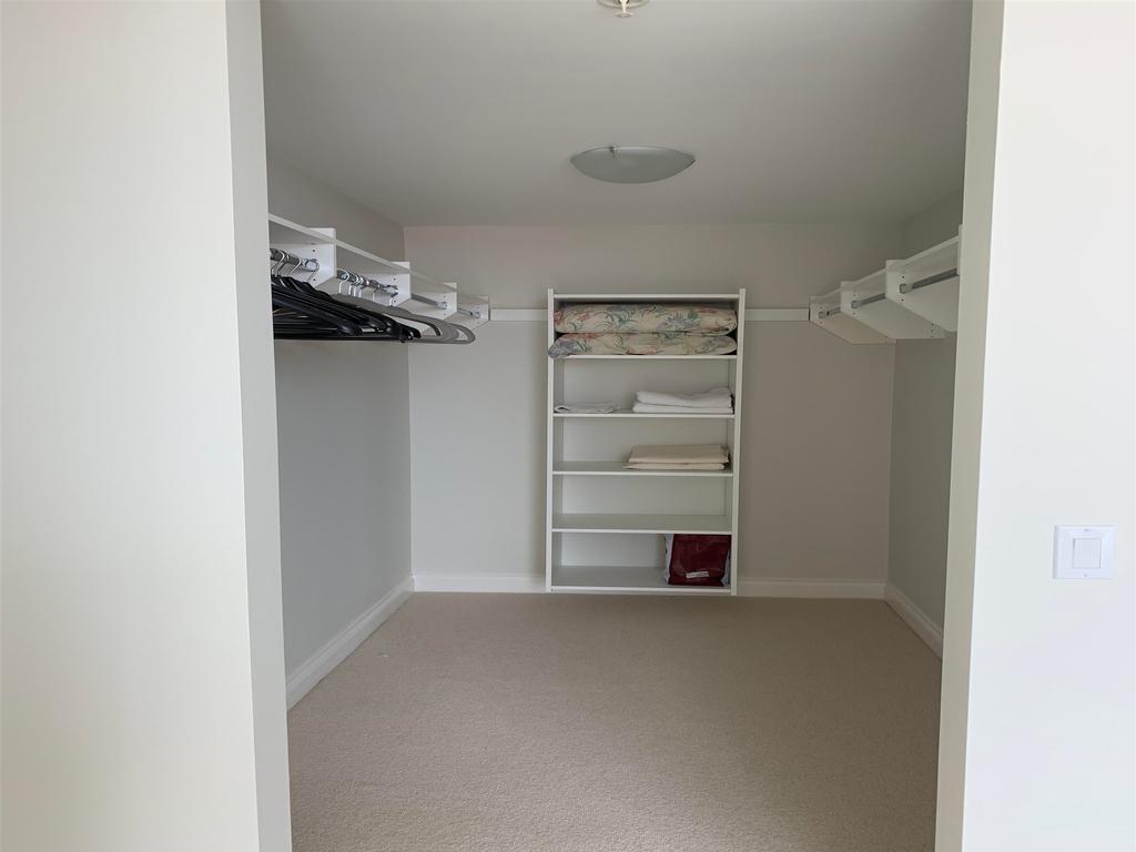 Listing Image for R3100532