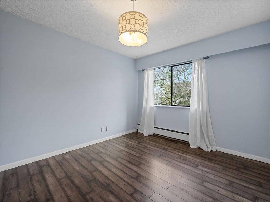 Listing Image for R3100534